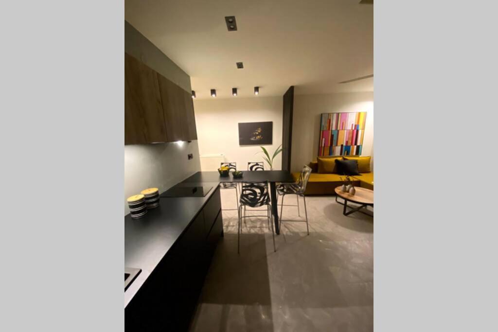Appartement Vyron 1 Elegance à Nea Michaniona Extérieur photo